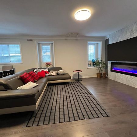 Airport Cozy Room 舒适小屋 Vancouver, Richmond,Near Yvr Exterior foto